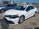 Toyota Camry Le Image 4