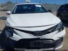 Toyota Camry Le Image 10