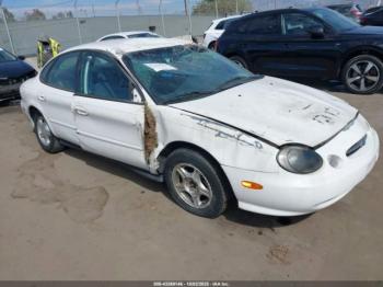  Salvage Ford Taurus
