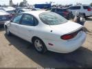 Ford Taurus Image 9