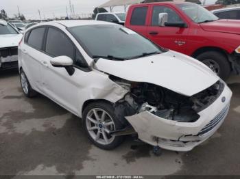  Salvage Ford Fiesta