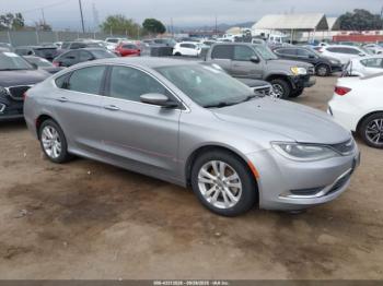  Salvage Chrysler 200
