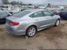 Chrysler 200 Limited Image 2