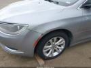 Chrysler 200 Limited Image 5