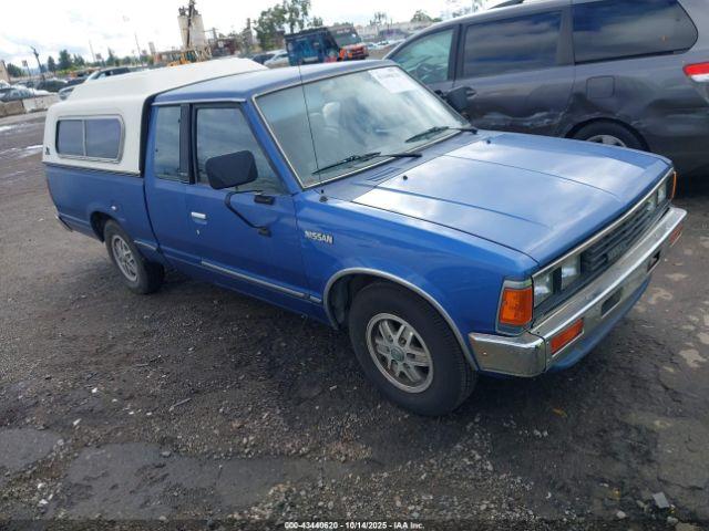  Salvage Nissan 720