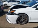 Toyota Camry Se Image 15