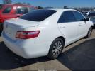 Toyota Camry Le Image 4