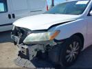 Toyota Camry Le Image 12