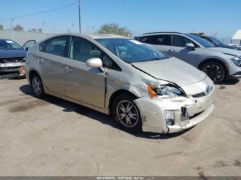 Salvage Toyota Prius