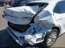 Toyota Camry Le Image 5