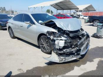  Salvage Lexus Es
