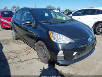  Salvage Toyota Prius c