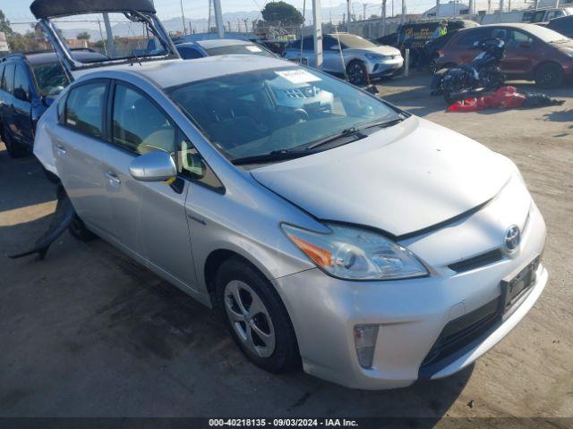  Salvage Toyota Prius