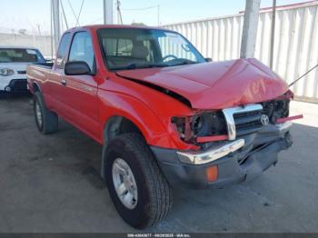  Salvage Toyota Tacoma