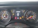Jeep Wrangler 4-door Summit 4x4 Image 4