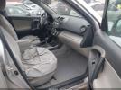 Toyota RAV4 Image 9