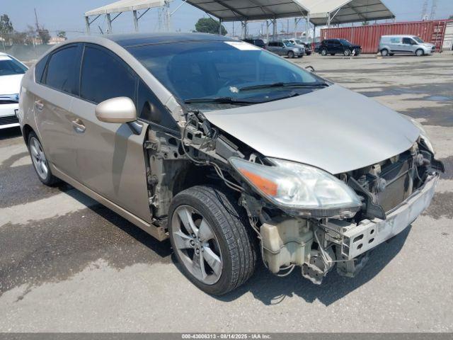  Salvage Toyota Prius