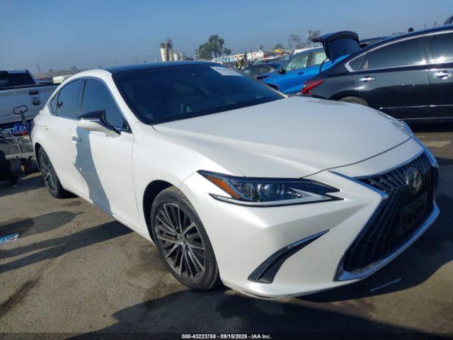  Salvage Lexus Es