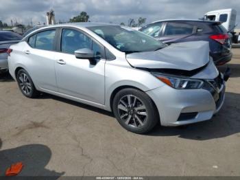  Salvage Nissan Versa