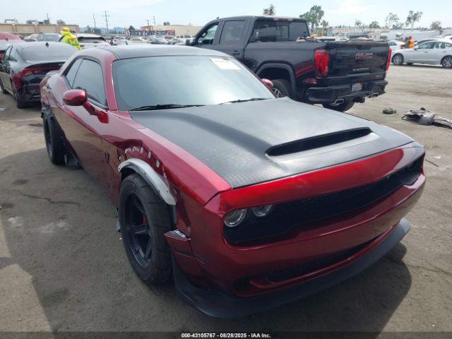  Salvage Dodge Challenger