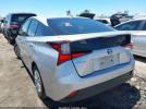 Toyota Prius L Eco Image 2