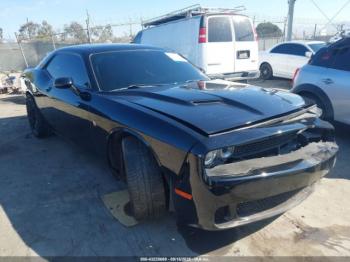  Salvage Dodge Challenger
