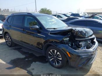  Salvage Volkswagen Tiguan