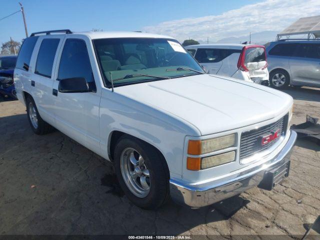  Salvage GMC Yukon