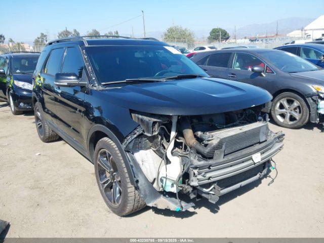  Salvage Ford Explorer