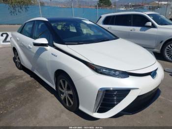  Salvage Toyota Mirai