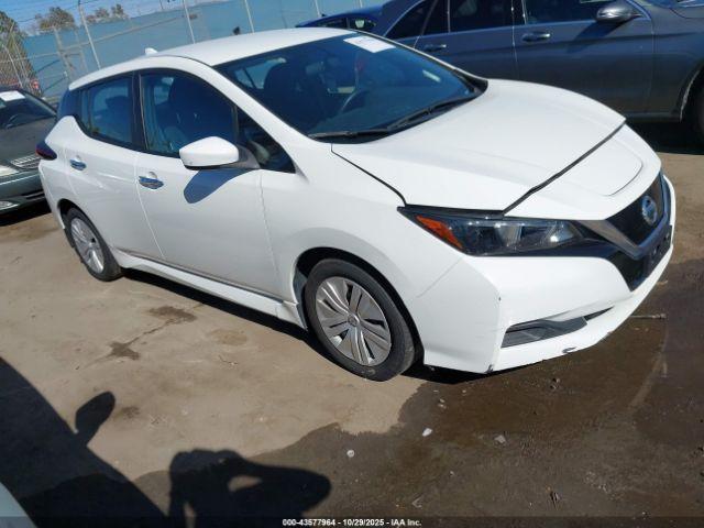  Salvage Nissan LEAF