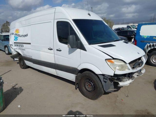  Salvage Mercedes-Benz Sprinter Van 2500