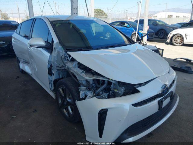  Salvage Toyota Prius