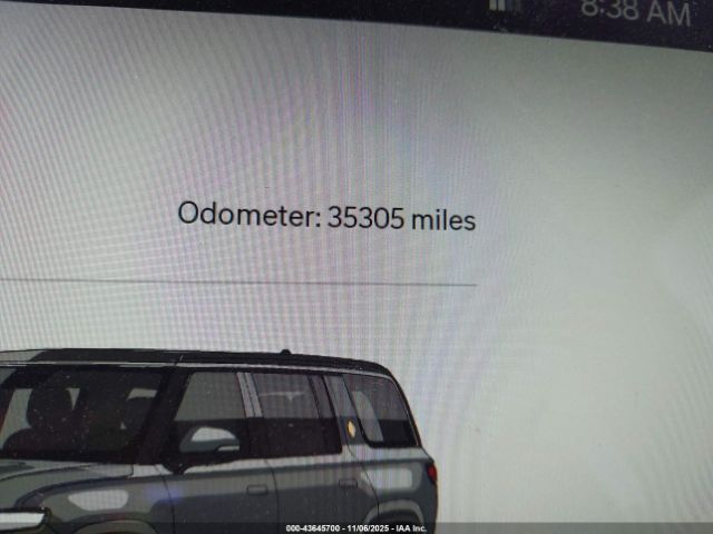 Rivian R1s Launch Edition Image 13