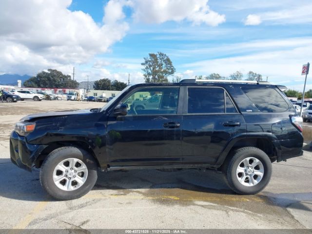 Toyota 4Runner Sr5 Image 11