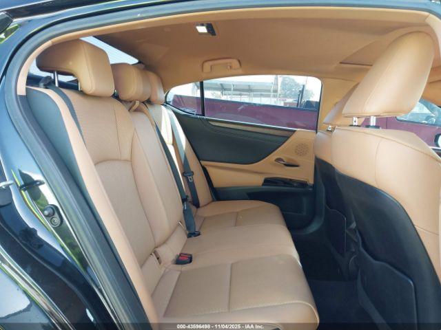 Lexus Es Image 12