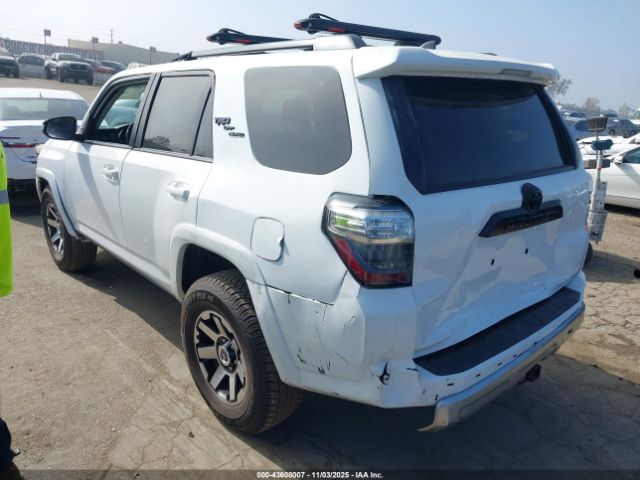 Toyota 4Runner Trd Off Road Premium Image 17