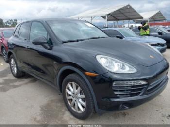  Salvage Porsche Cayenne