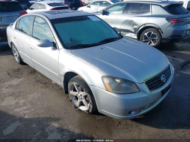  Salvage Nissan Altima