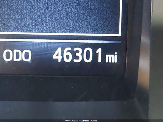 Toyota Tacoma Sr5 V6 Image 11