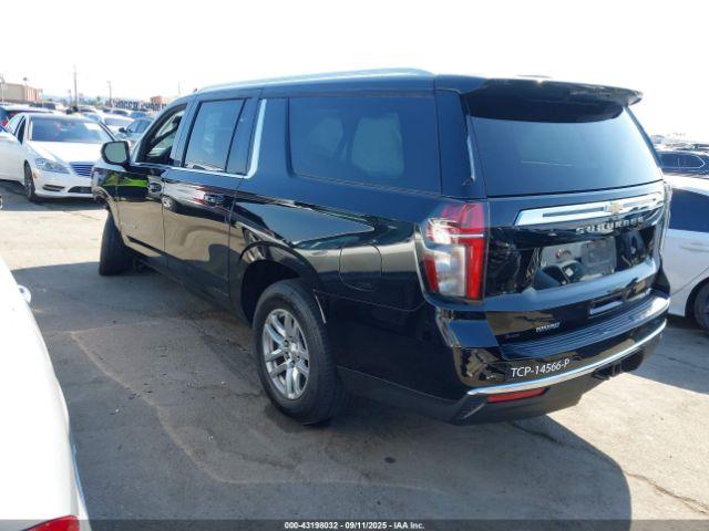 Chevrolet Suburban 4wd Lt Image 3