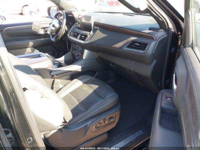 Chevrolet Suburban 4wd Lt Image 6