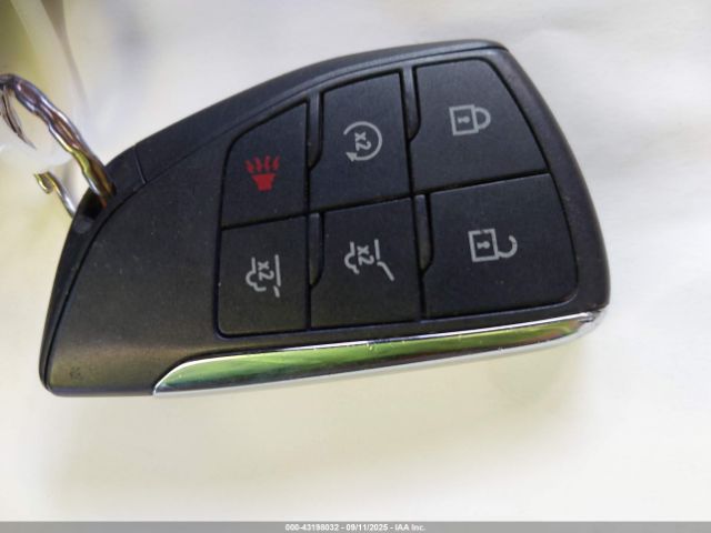 Chevrolet Suburban 4wd Lt Image 9