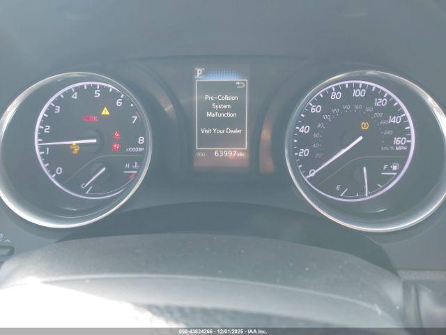 Toyota Camry Se Nightshade Edition Image 10