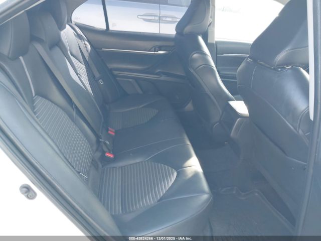 Toyota Camry Se Nightshade Edition Image 11