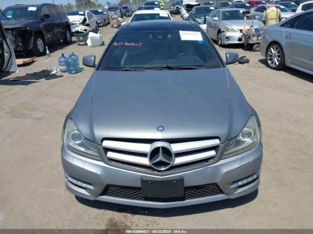 Mercedes-Benz C-Class Image 4