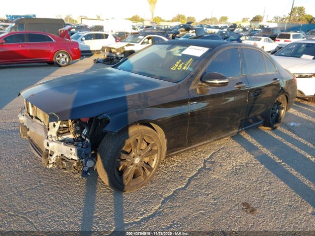 Mercedes-Benz C-Class Image 8