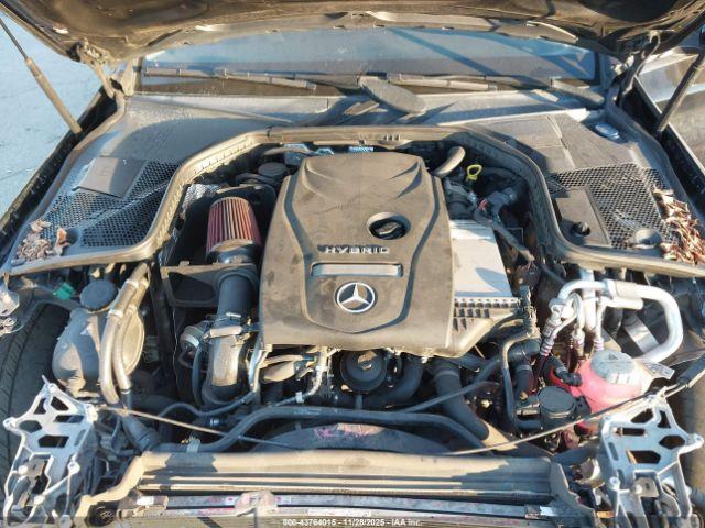 Mercedes-Benz C-Class Image 5