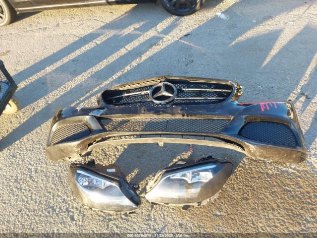 Mercedes-Benz C-Class Image 9