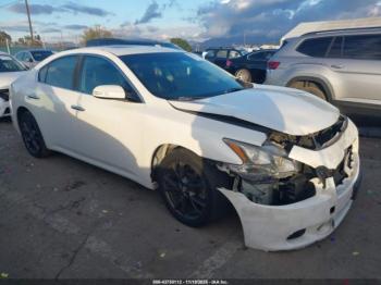  Salvage Nissan Maxima